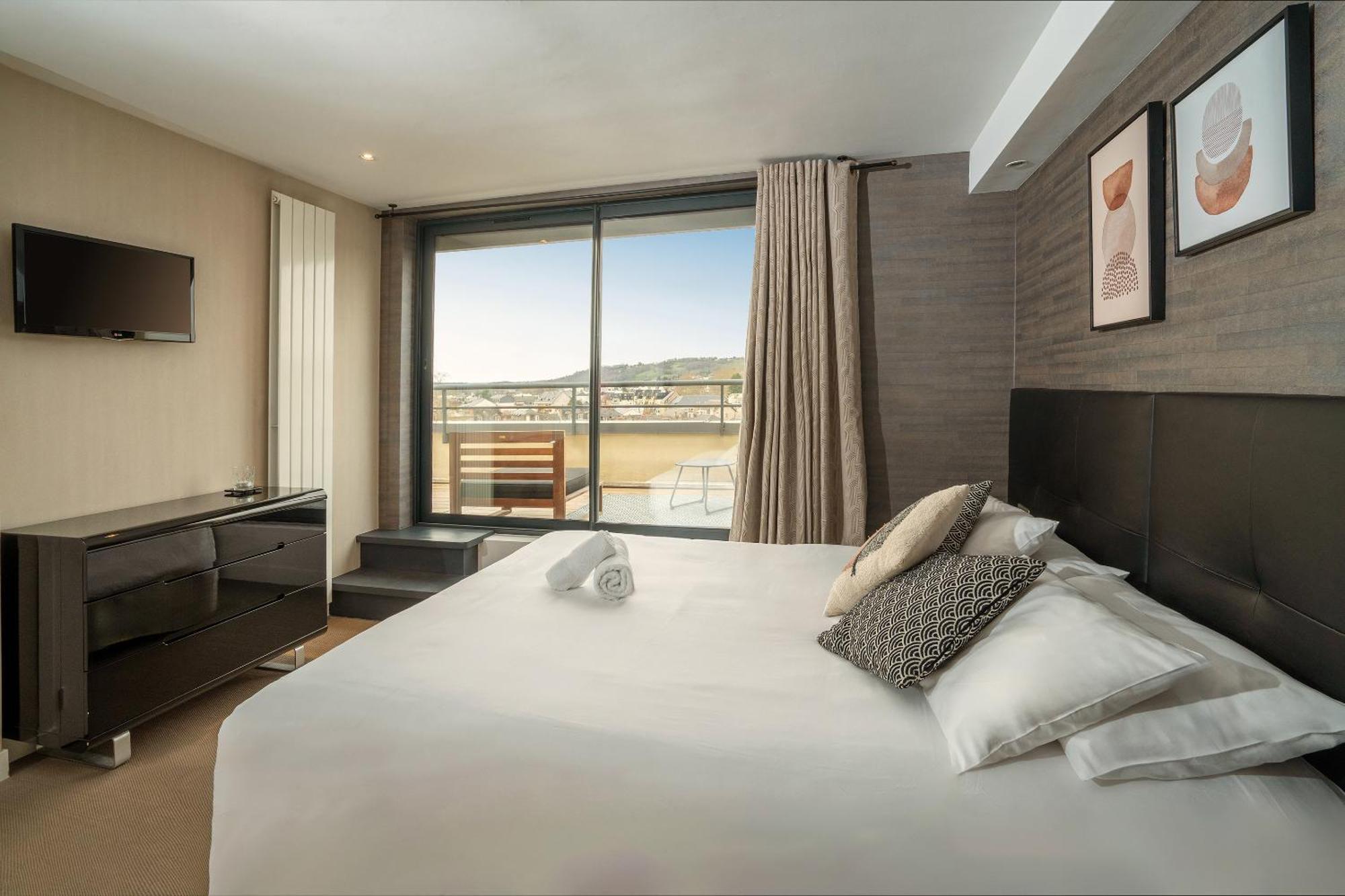 Best Western Hotel Le Quercy 布里夫拉盖亚尔德 外观 照片
