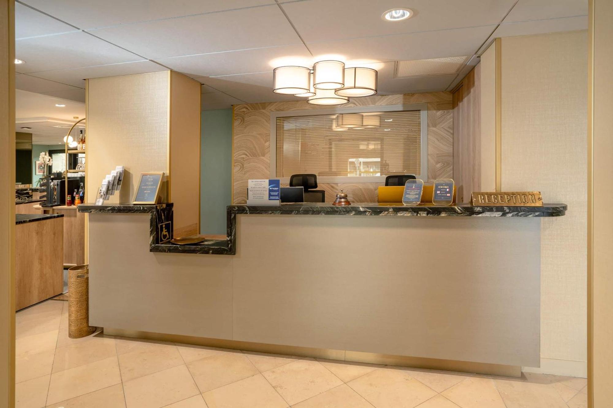 Best Western Hotel Le Quercy 布里夫拉盖亚尔德 外观 照片