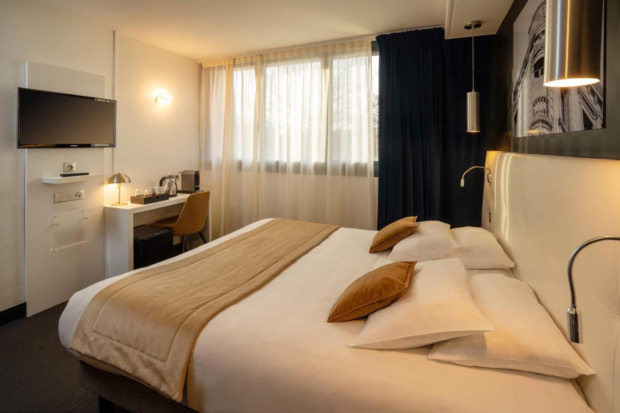 Best Western Hotel Le Quercy 布里夫拉盖亚尔德 外观 照片