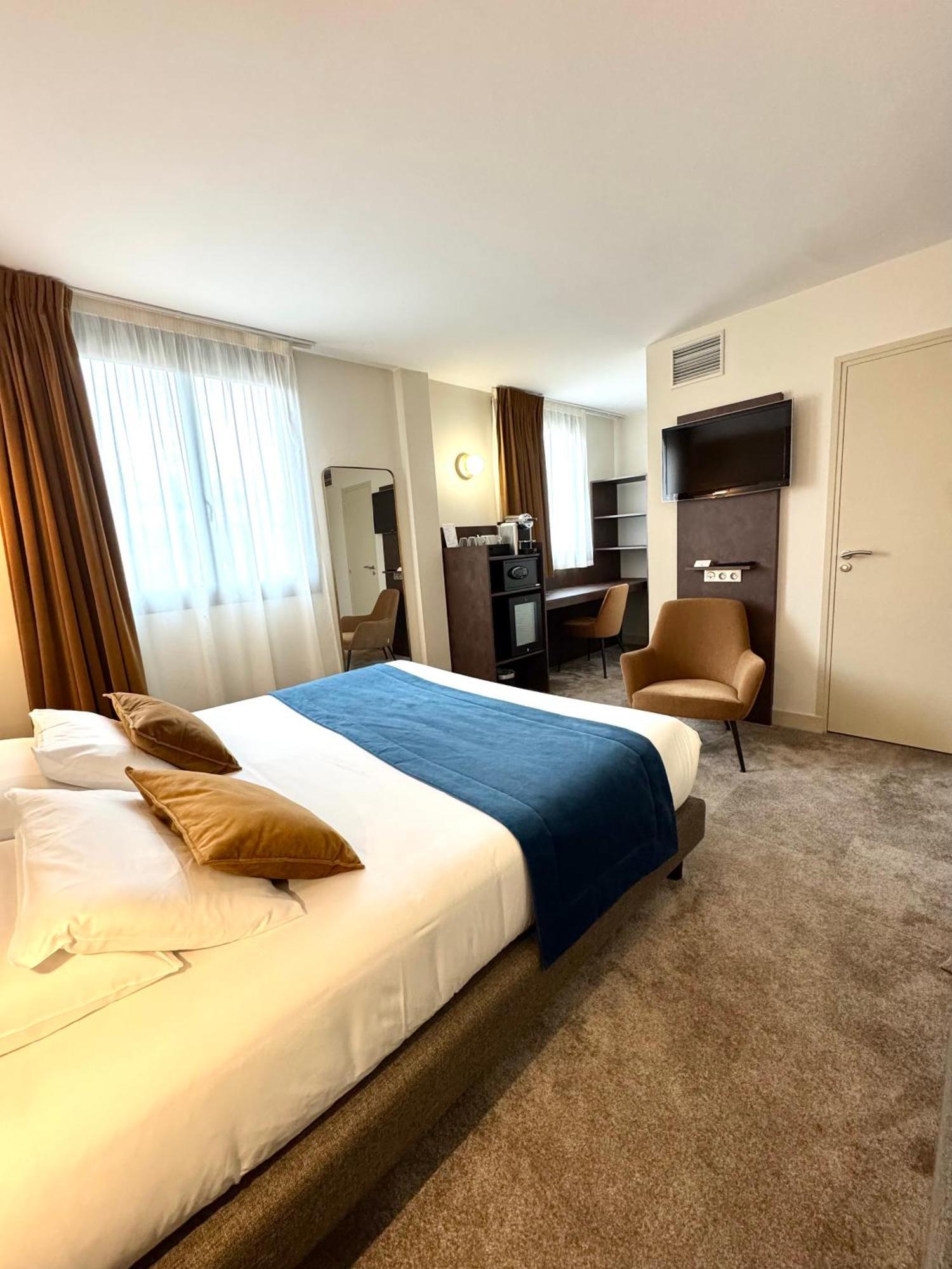 Best Western Hotel Le Quercy 布里夫拉盖亚尔德 外观 照片